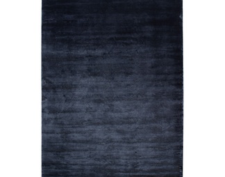 蓝黑色地毯