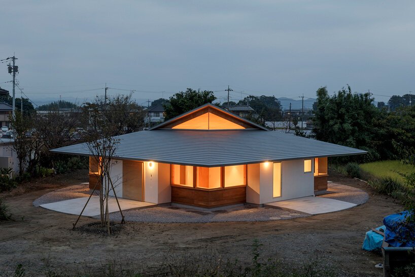 shinta hamada建築師用大屋頂 三角形天窗登上日本